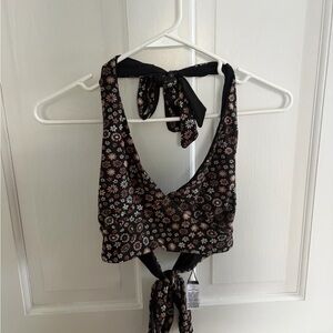 Ardene Black Floral Tie-Back Crop Top